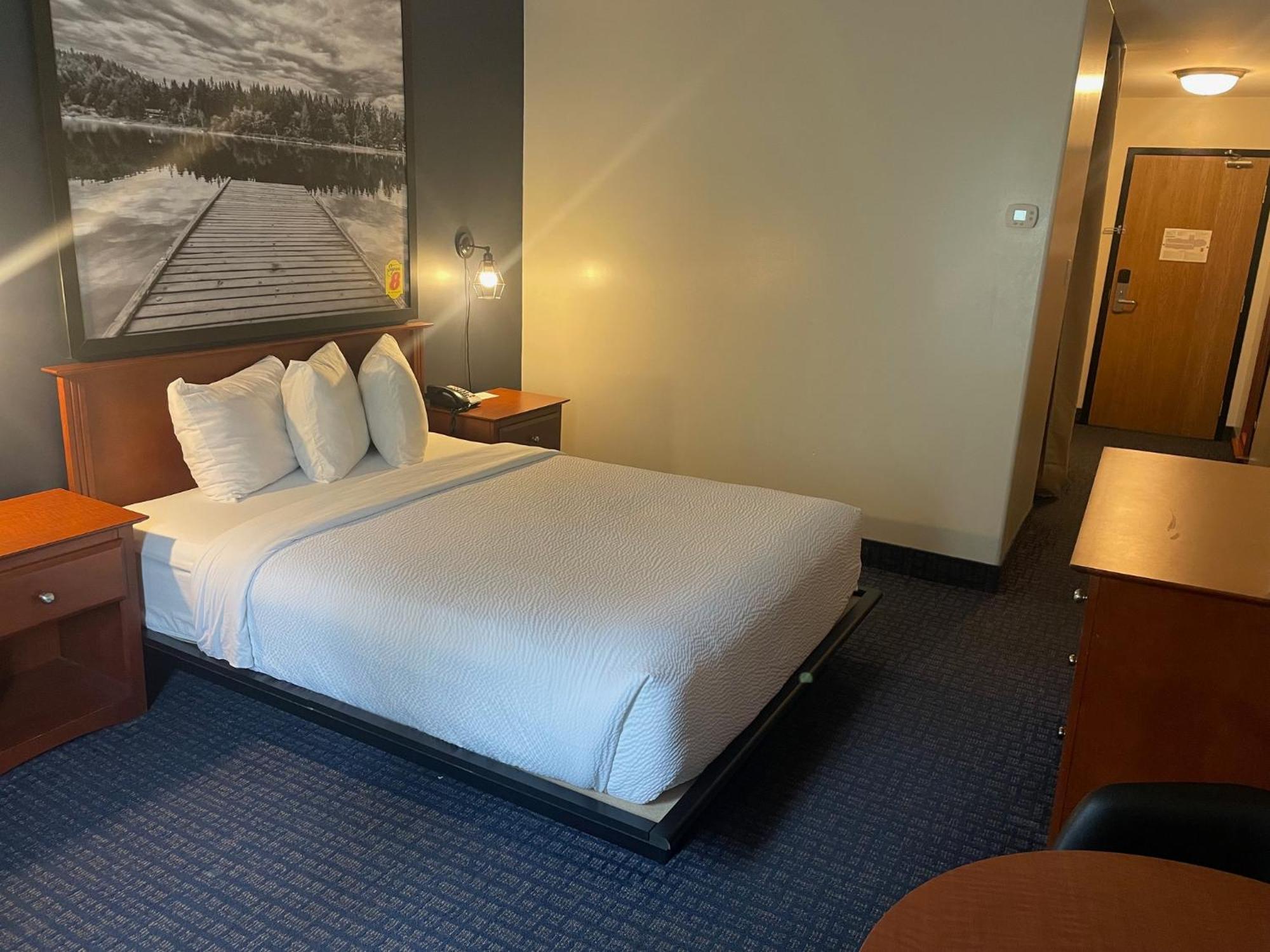 Hotel Super 8 By Wyndham Sainte Agathe Des Monts Exterior foto