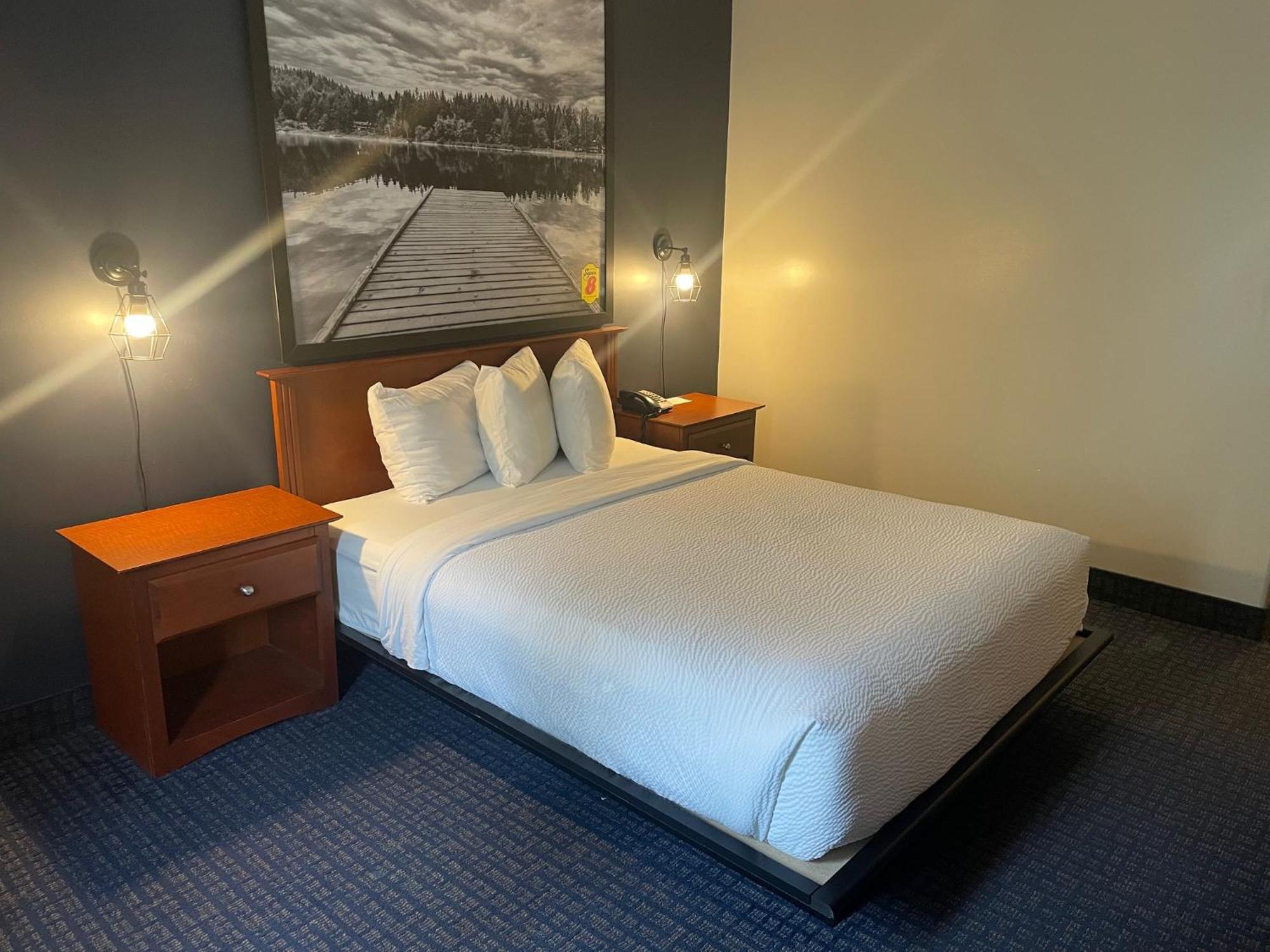 Hotel Super 8 By Wyndham Sainte Agathe Des Monts Exterior foto